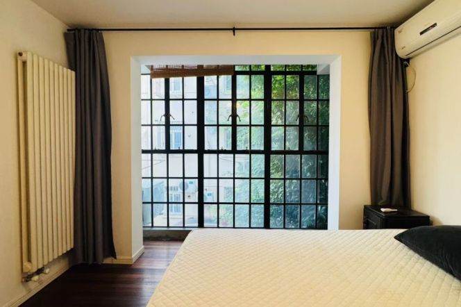 2BR Apartment in Jing'an