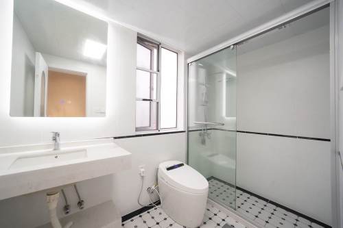 Housing image — Bathroom