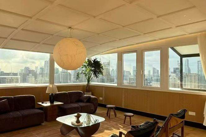 High-Floor Spacious 3BR Apartment in Laoximen (L10/L14)