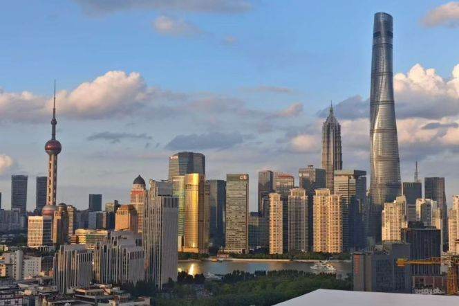 High-Floor Spacious 3BR Apartment in Laoximen (L10/L14)