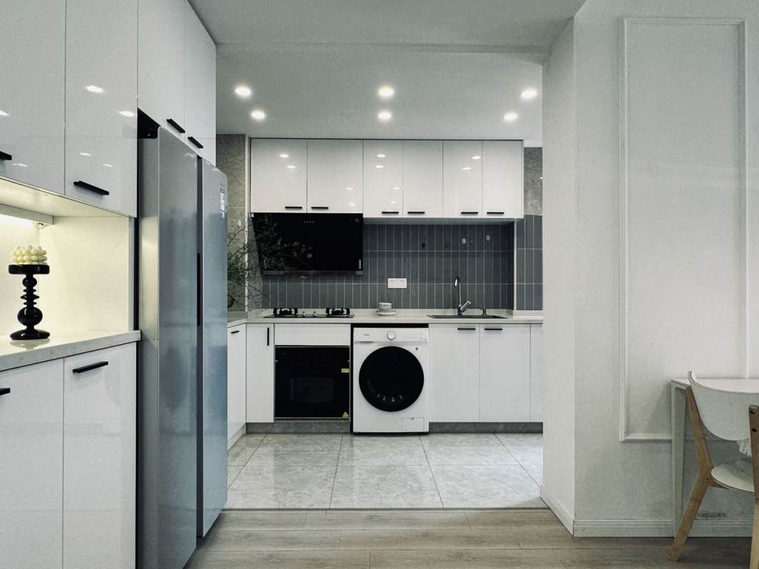 Housing image — Kitchen