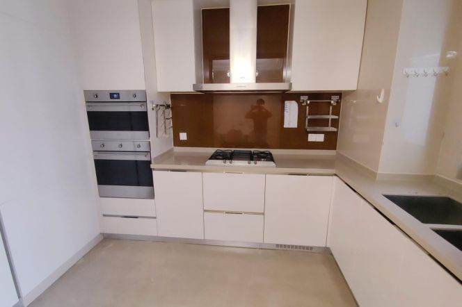 Spacious 3BR Apartment near Oriental Sports Center Metro