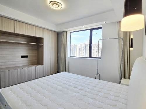Housing image — Bedroom