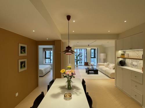 Housing image — Living Room