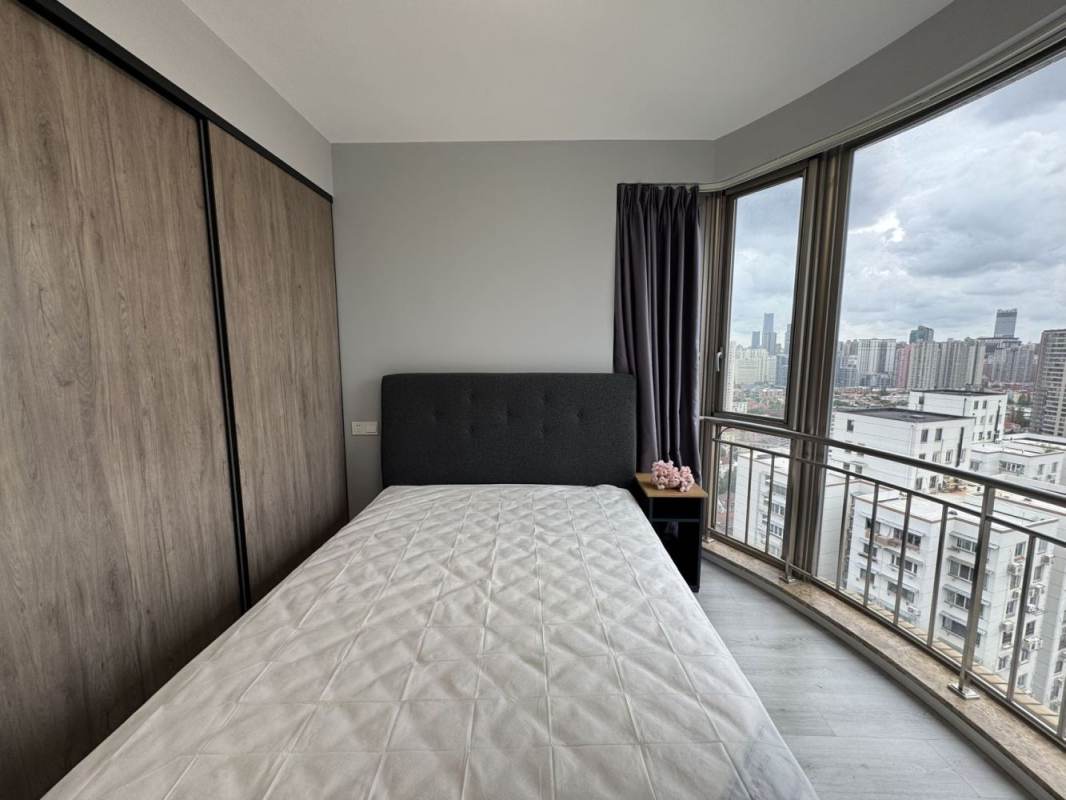 Housing image — Bedroom