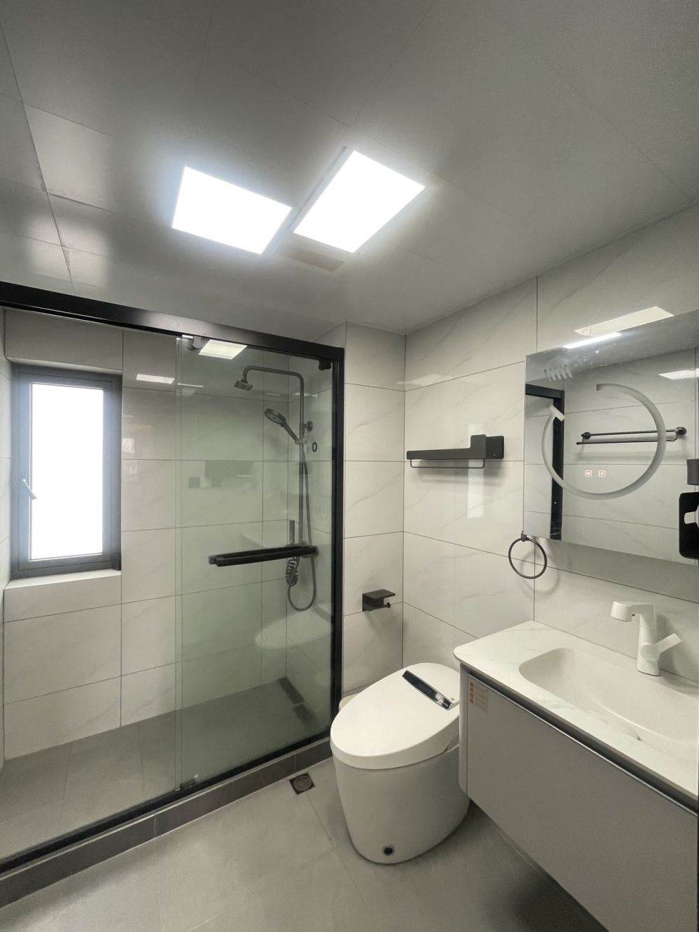 Housing image — Bathroom