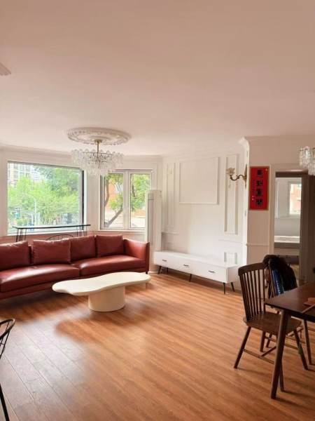 Housing image — Living Room