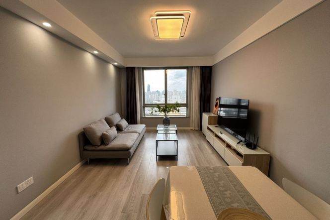 High-Floor 1BR Apartment at Yunhe Garden with Outstanding View