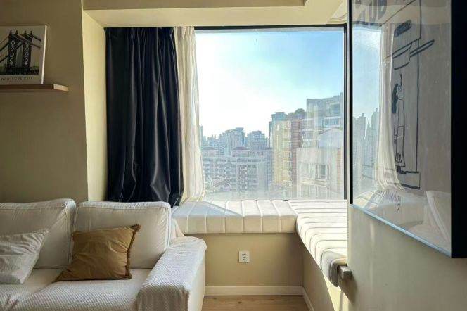 High-Floor 1BR Apartment at Tongji Garden