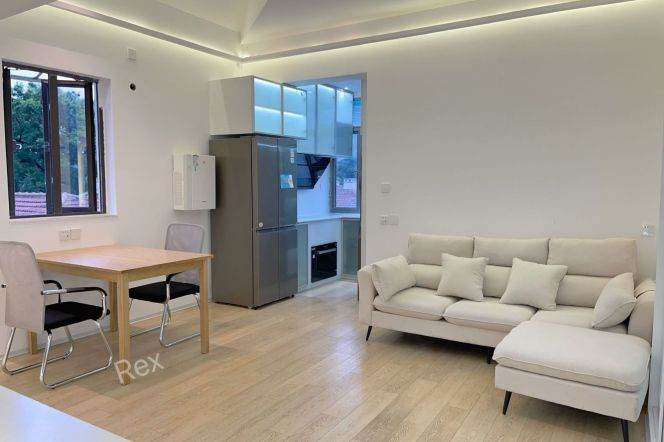 1BR Heritage Apartment near Shanghai Library (L1/L7/L10)
