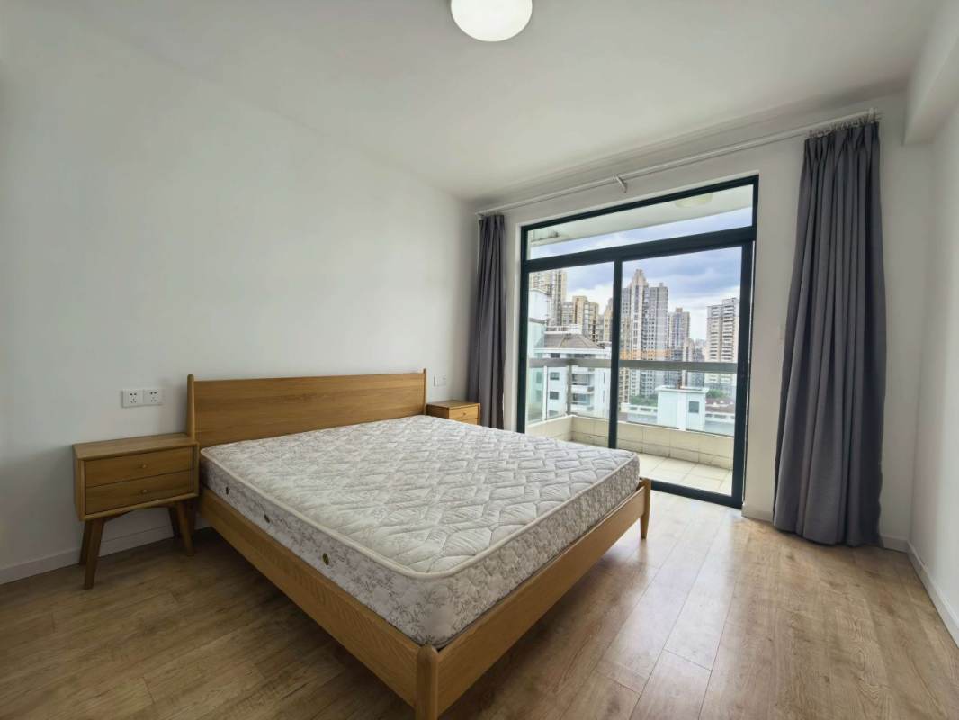 Housing image — Bedroom