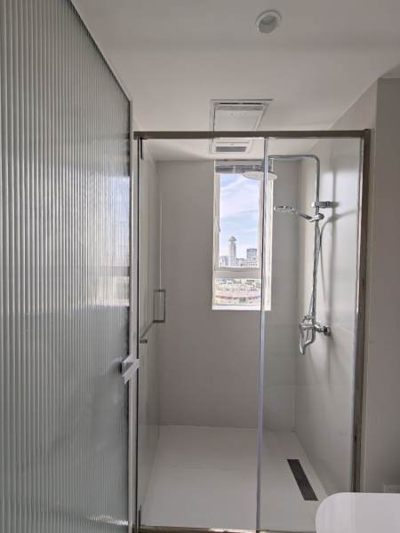 Housing image — Bathroom