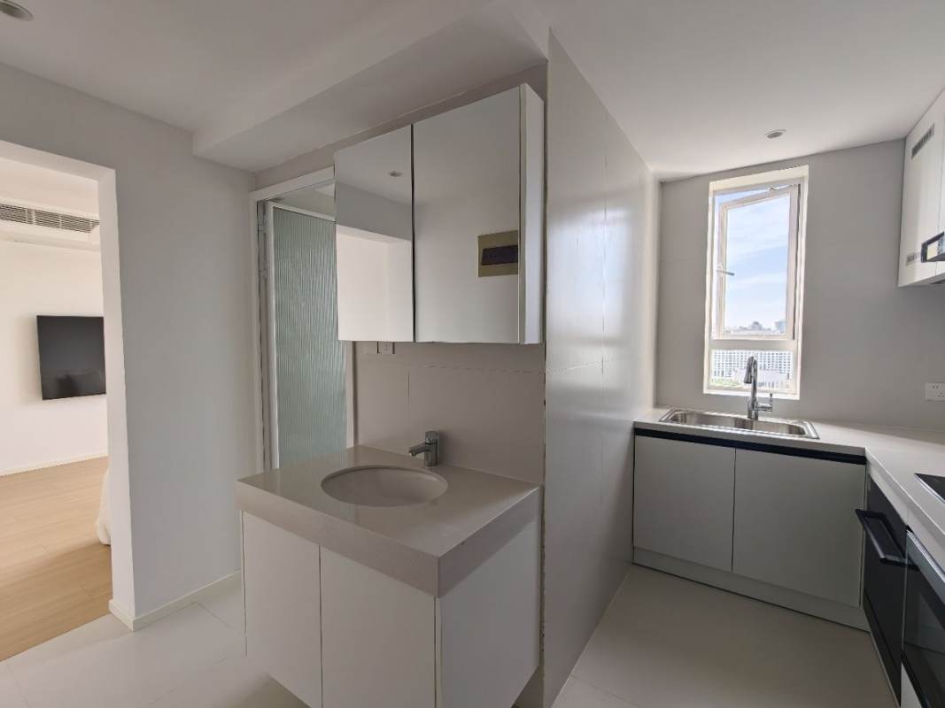 Housing image — Kitchen