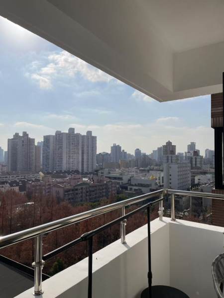 Housing image — Balcony