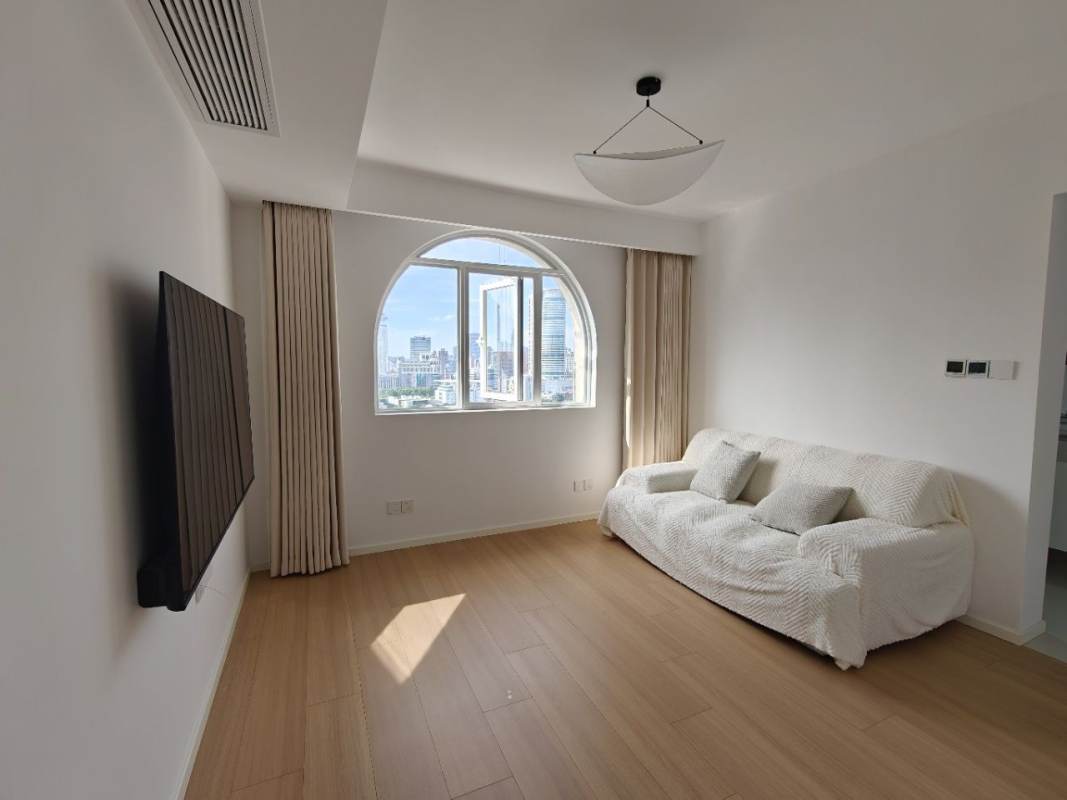Housing image — Living Room