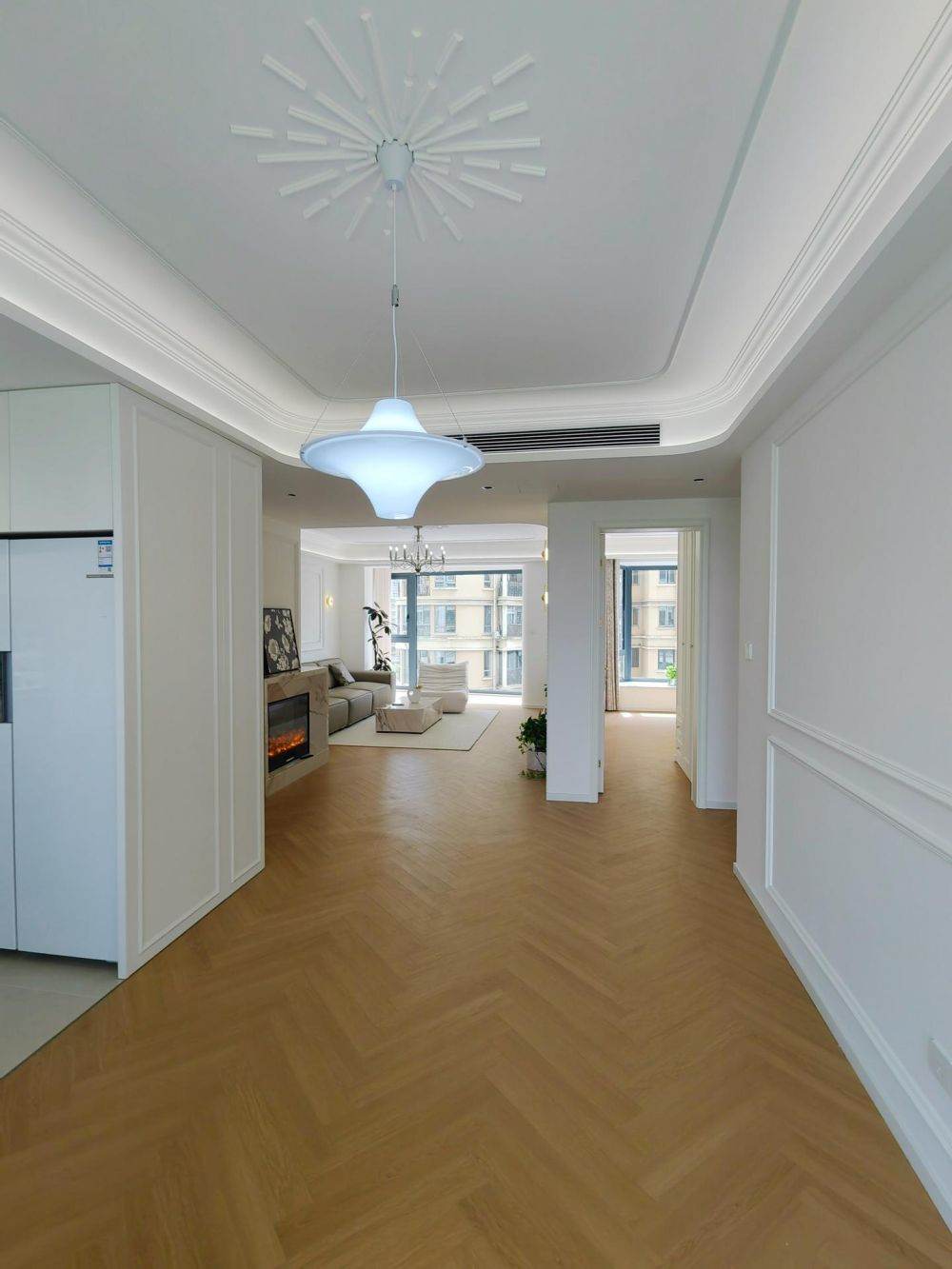 Housing image — Dining Area