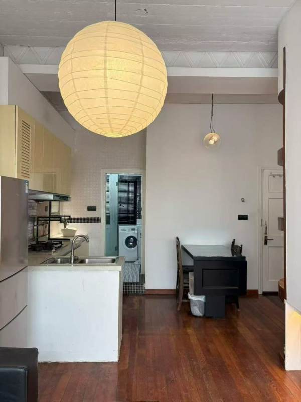 Housing image — Living Room