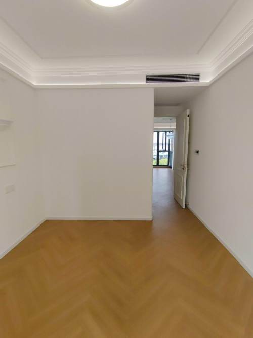 Housing image — Bedroom