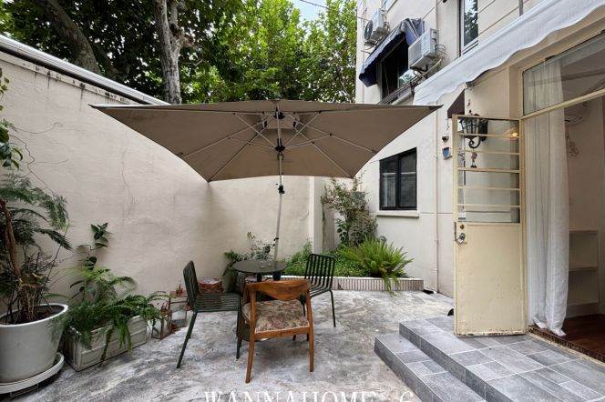 1BR Apartment in Old Xuhui with Private Garden (L1/L10)
