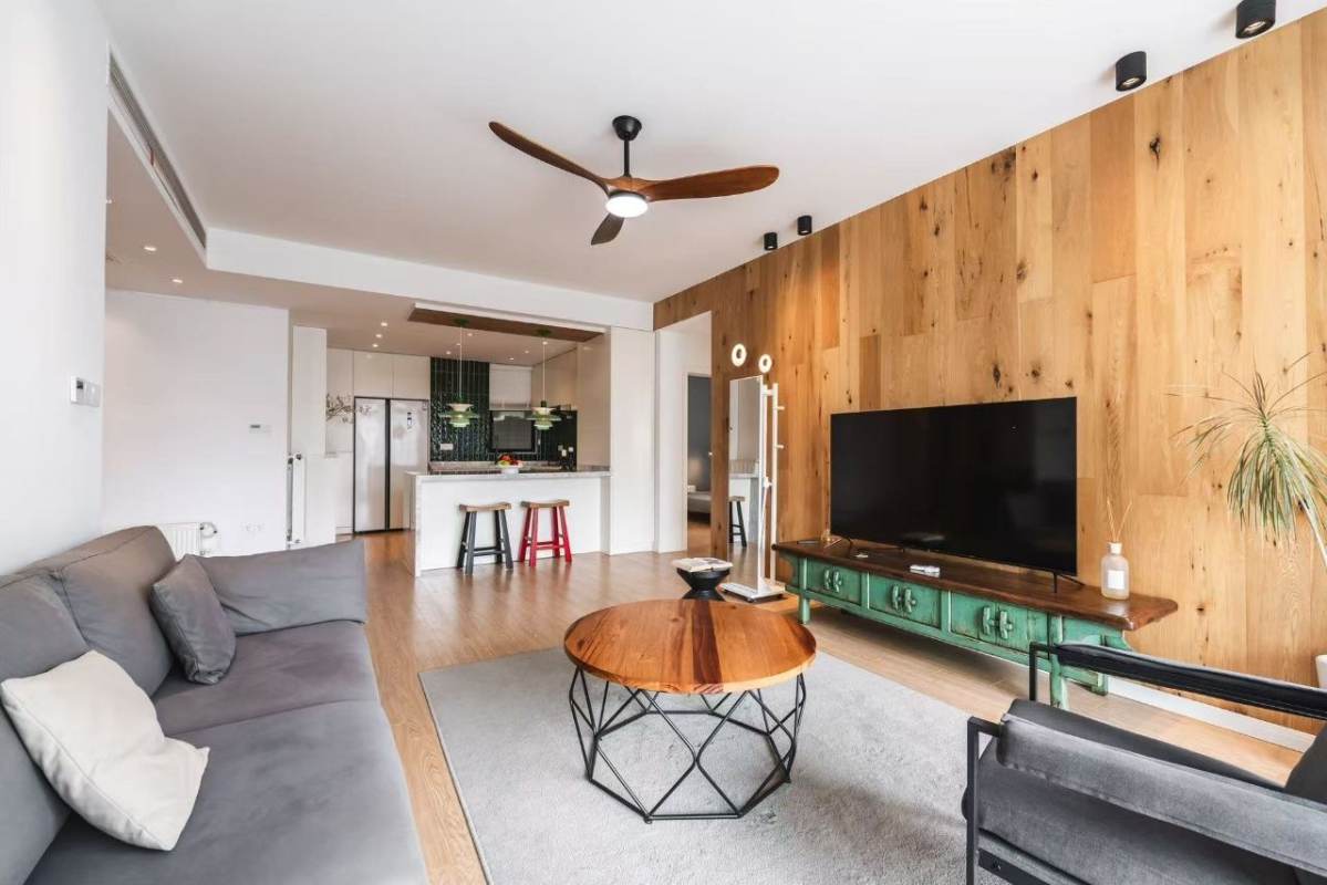 Housing image — Living Room