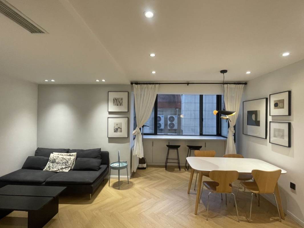 Housing image — Living Room