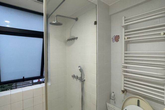 1BR Apartment near Nanjing Xi Lu (L2/L12/L13)