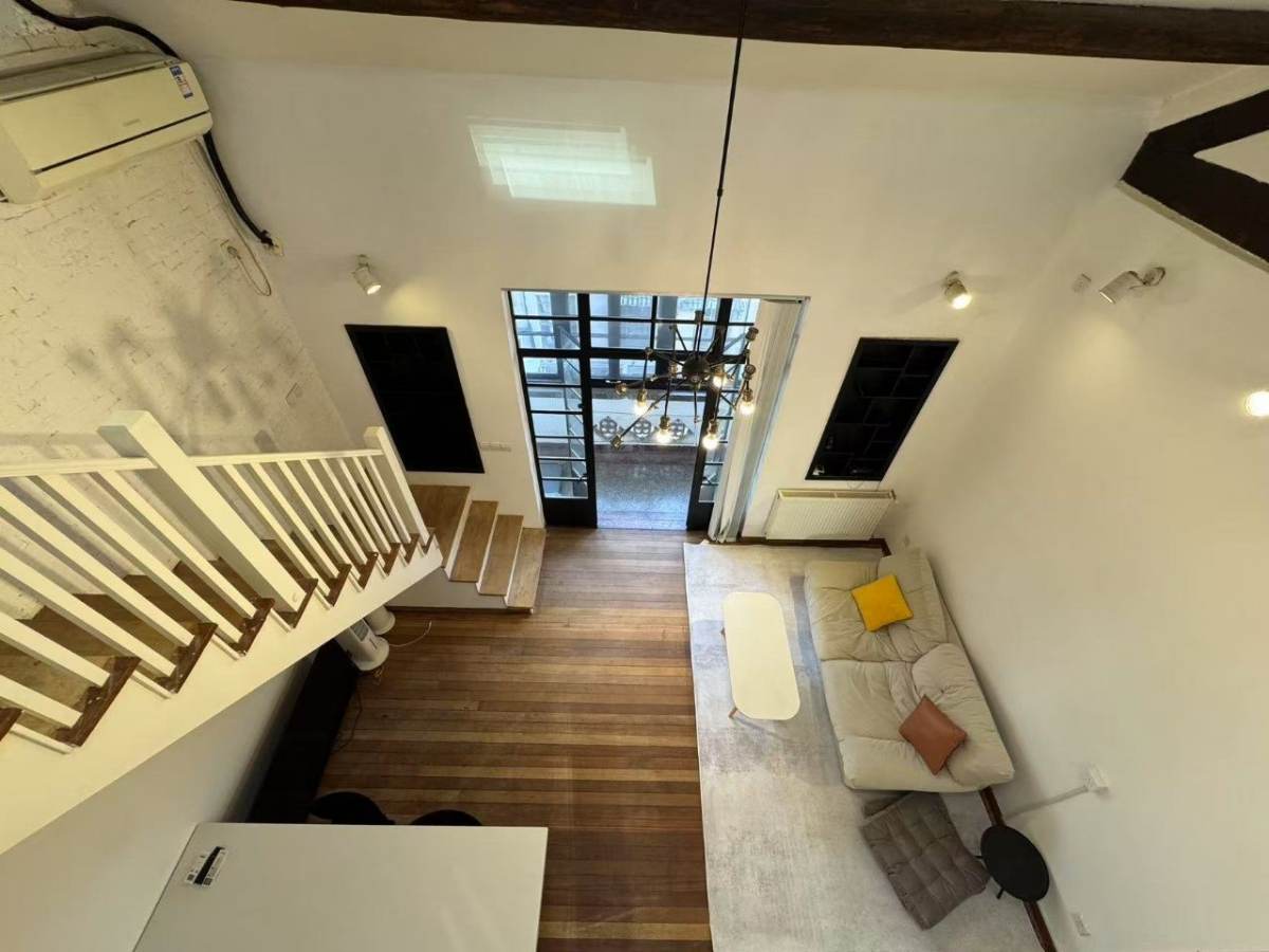 Housing image — Living Room