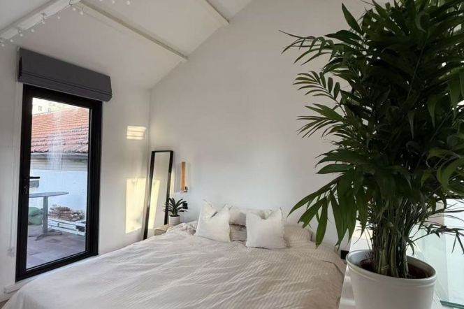 1BR Apartment in Old Xuhui with Terrace (L1/L10)