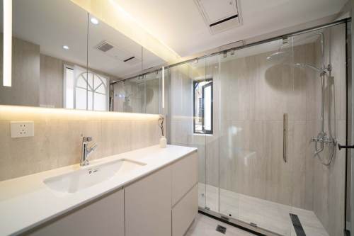 Housing image — Bathroom