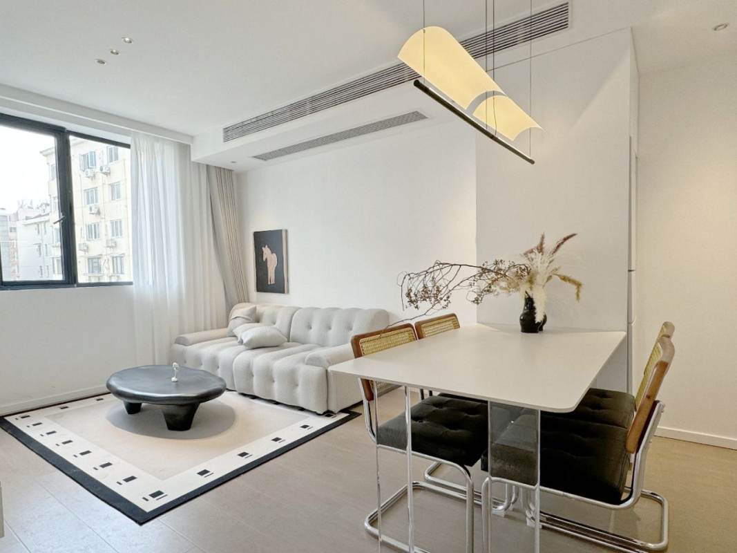 Housing image — Living Room