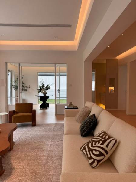 Housing image — Living Room