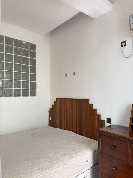 Housing image — Bedroom