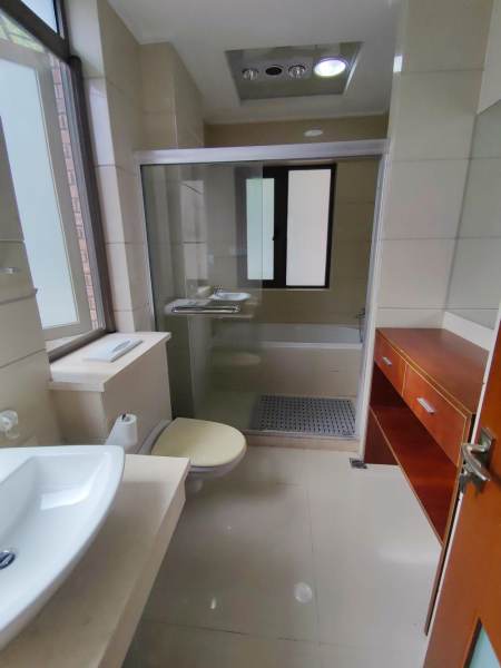 Housing image — Bathroom
