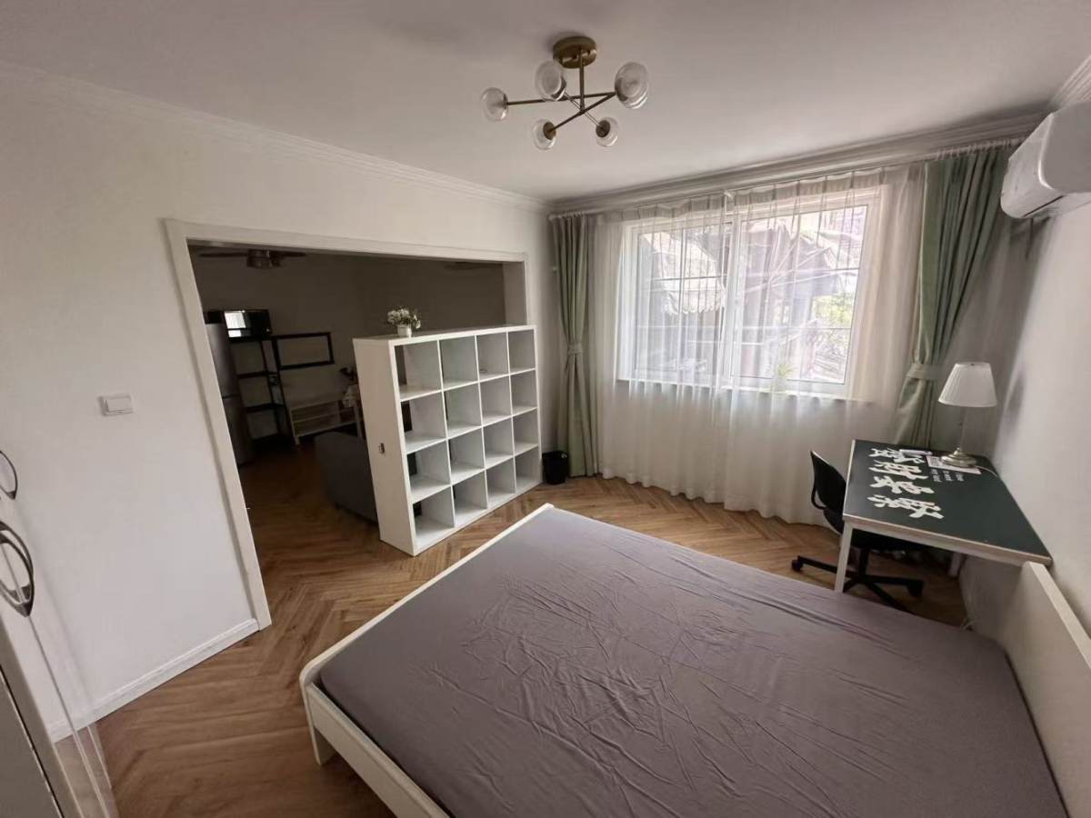 Housing image — Bedroom