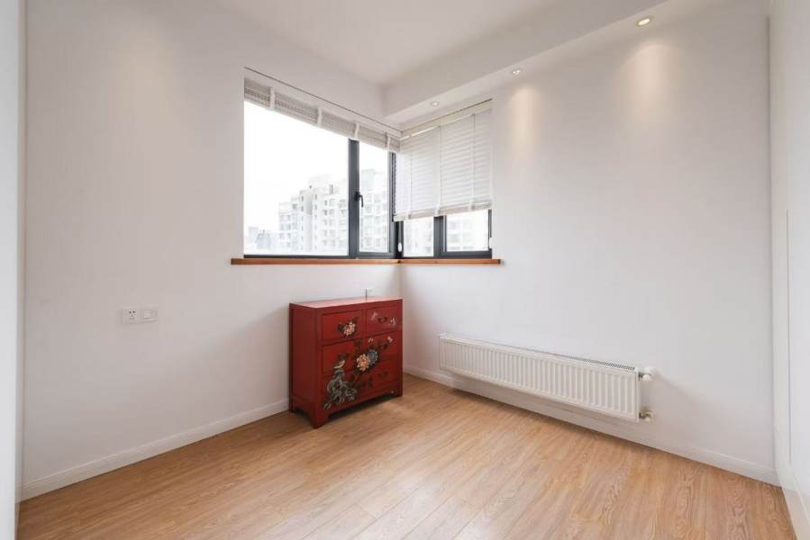 Housing image — Bedroom