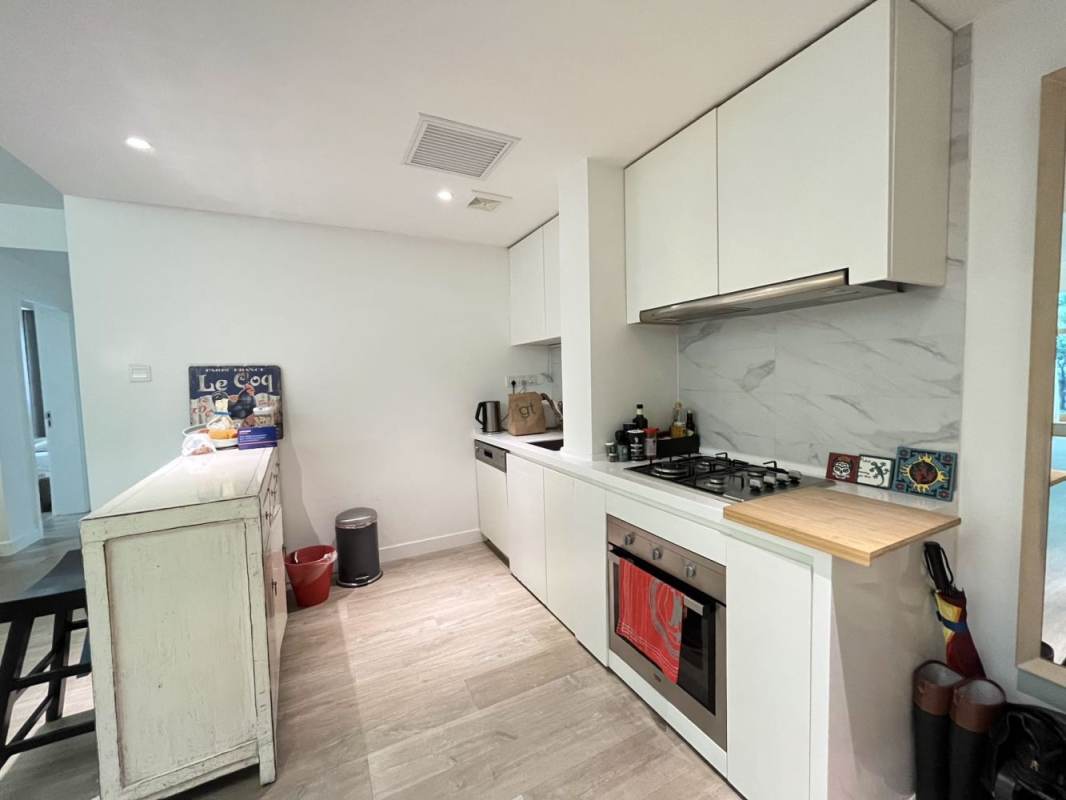 Housing image — Kitchen