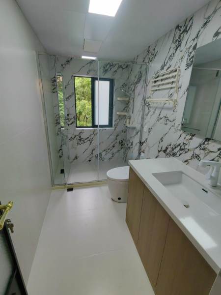 Housing image — Bathroom