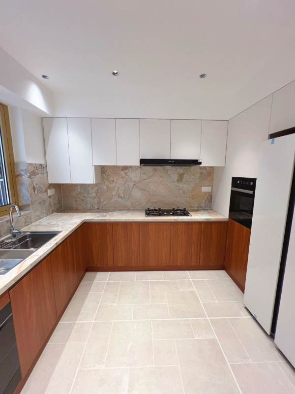 Housing image — Kitchen