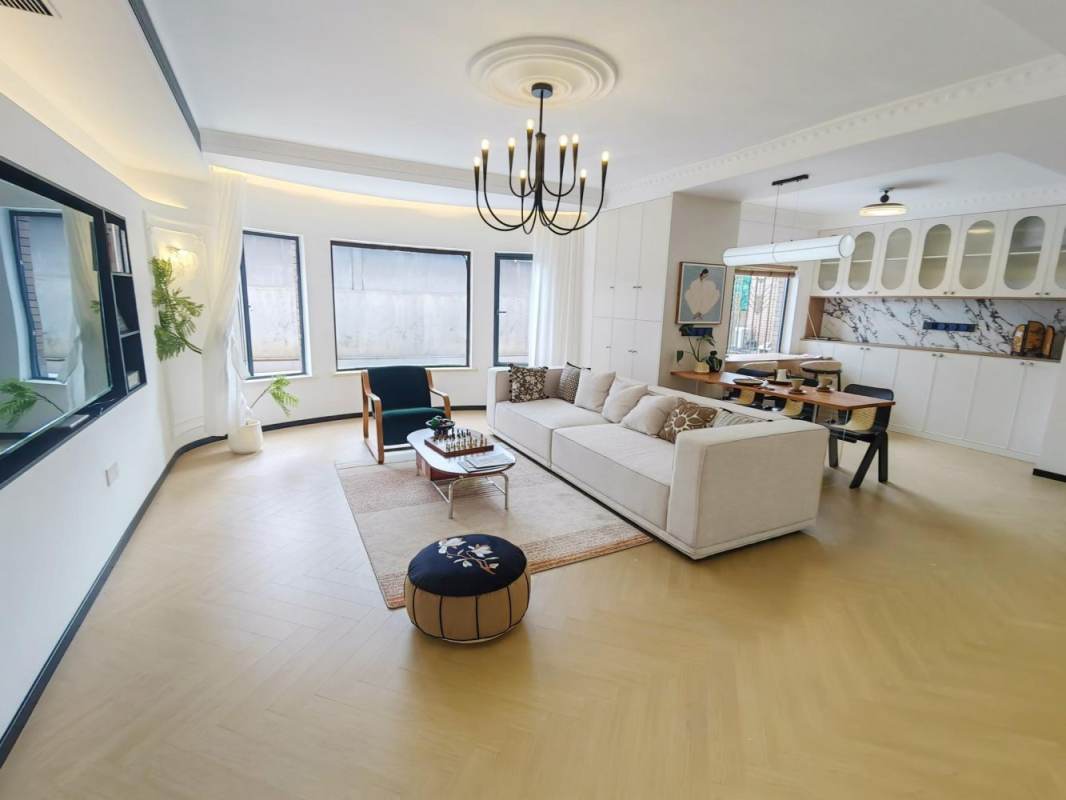 Housing image — Living Room
