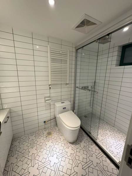 Housing image — Bathroom