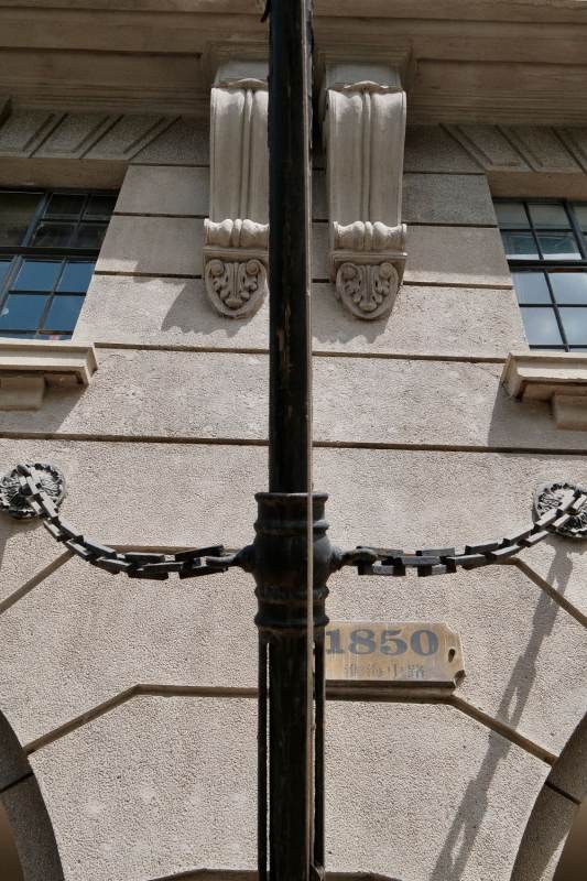 Housing image — Building Exterior