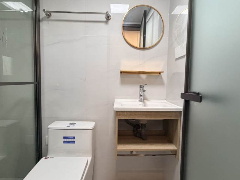 Housing image — Bathroom