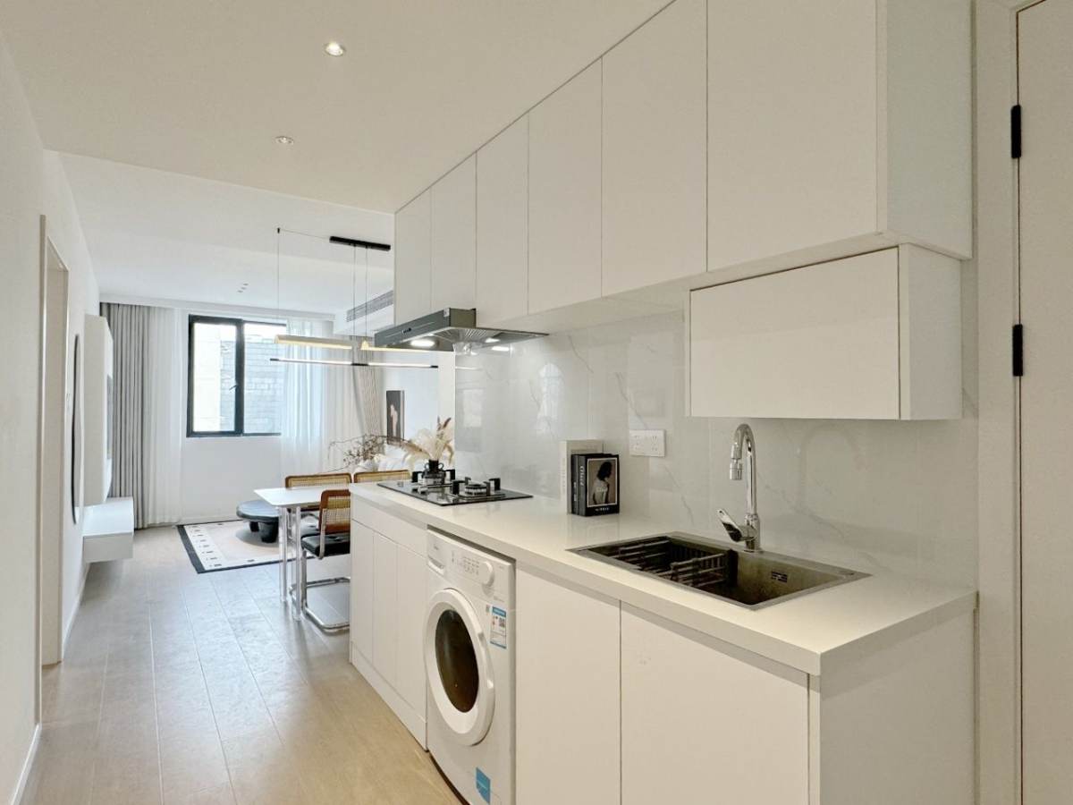 Housing image — Kitchen