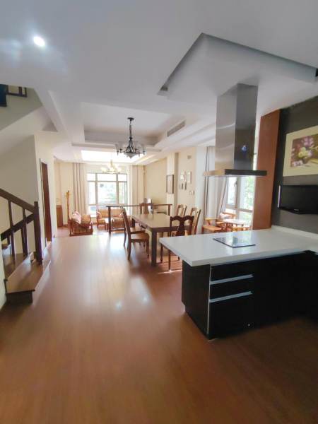 Housing image — Dining Area