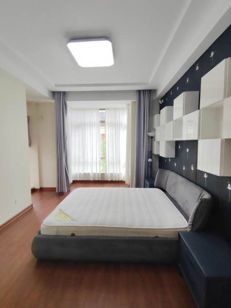 Housing image — Bedroom