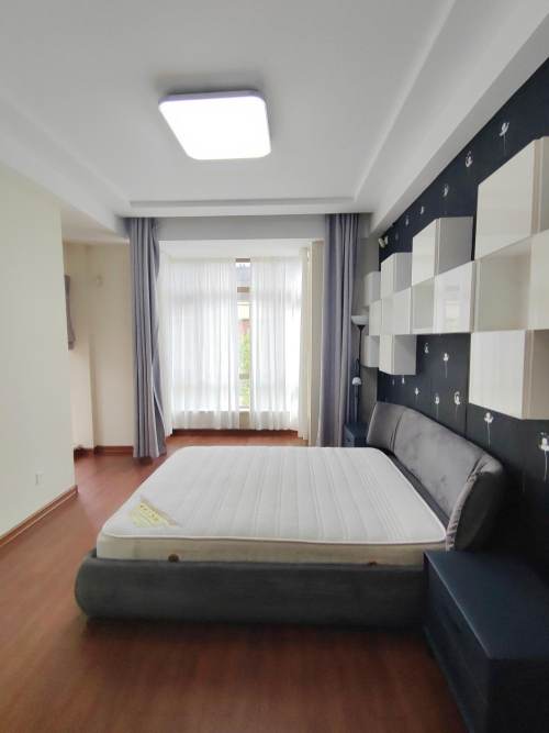 Housing image — Bedroom