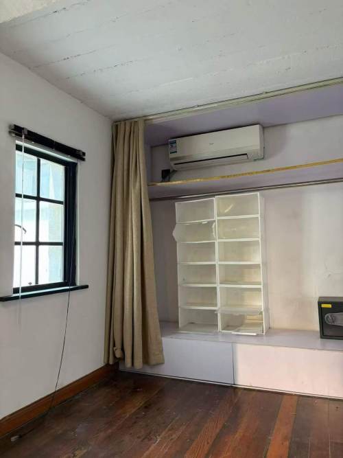 Housing image — Bedroom