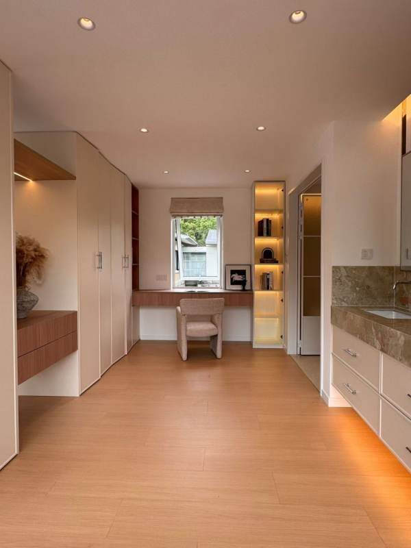 Housing image — Bedroom
