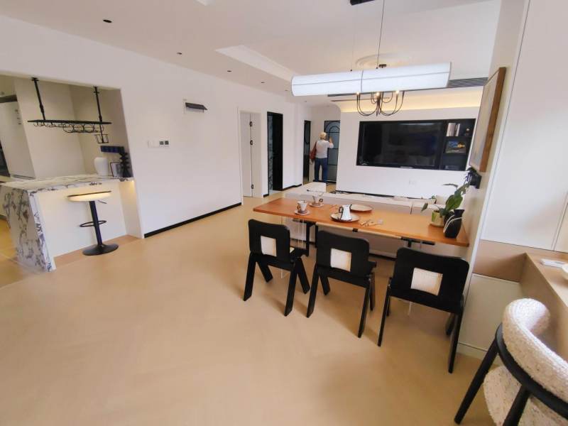 Housing image — Dining Area