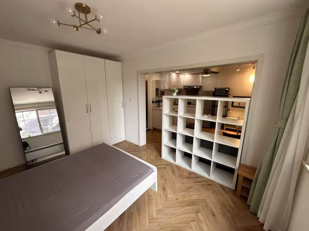 Housing image — Bedroom